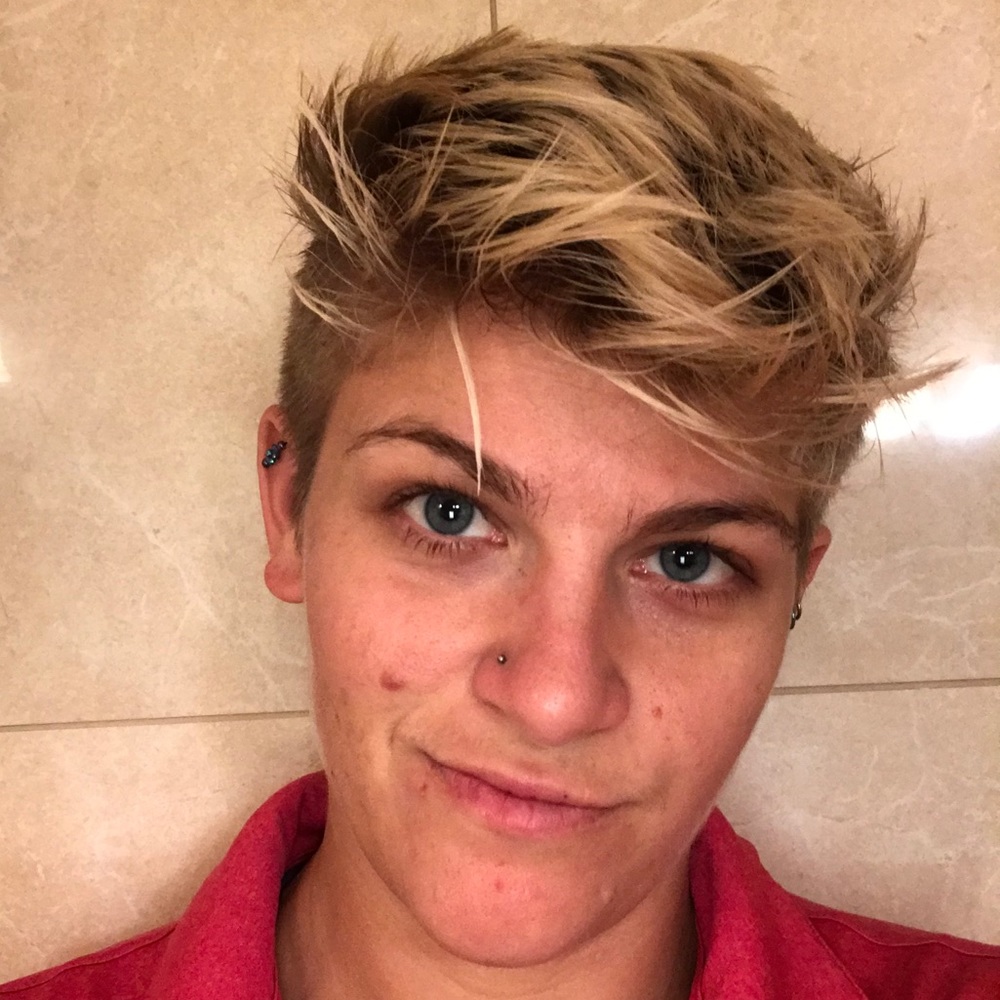 Meet your Posher, Christen